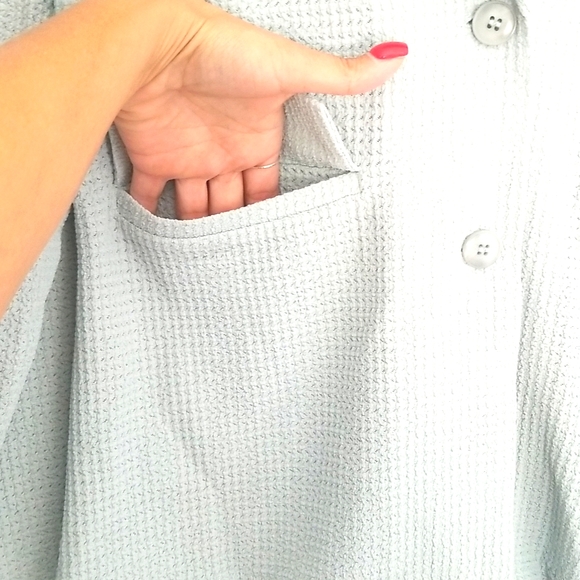 Blazer - Picture 2 of 3